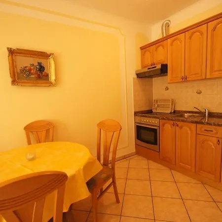 Villa Orebic